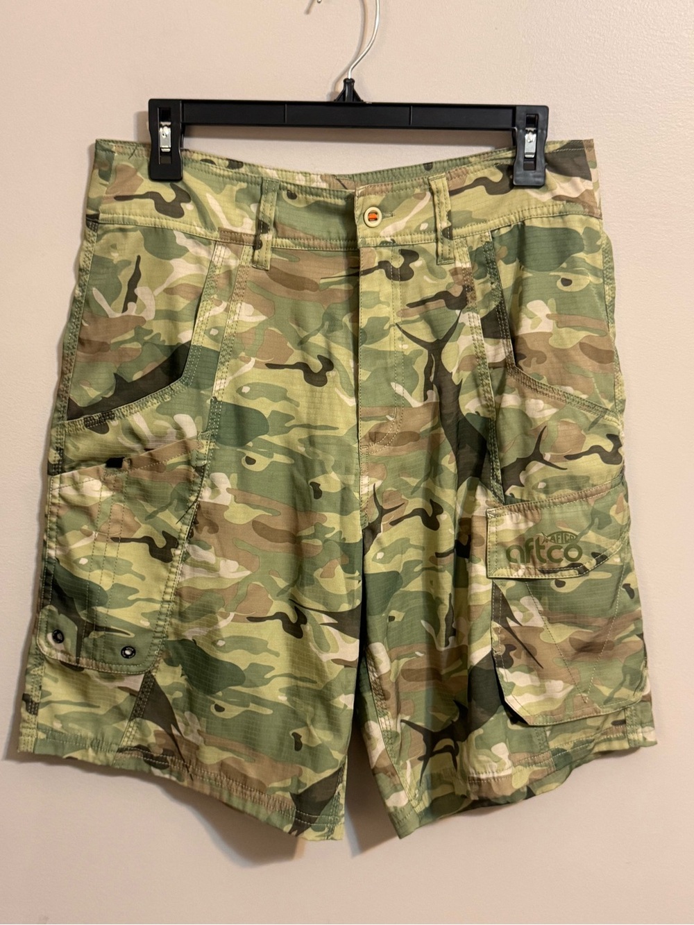 AFTCO Men’s Size 30 Camo Fishing Cargo Shorts Outdoor Performance